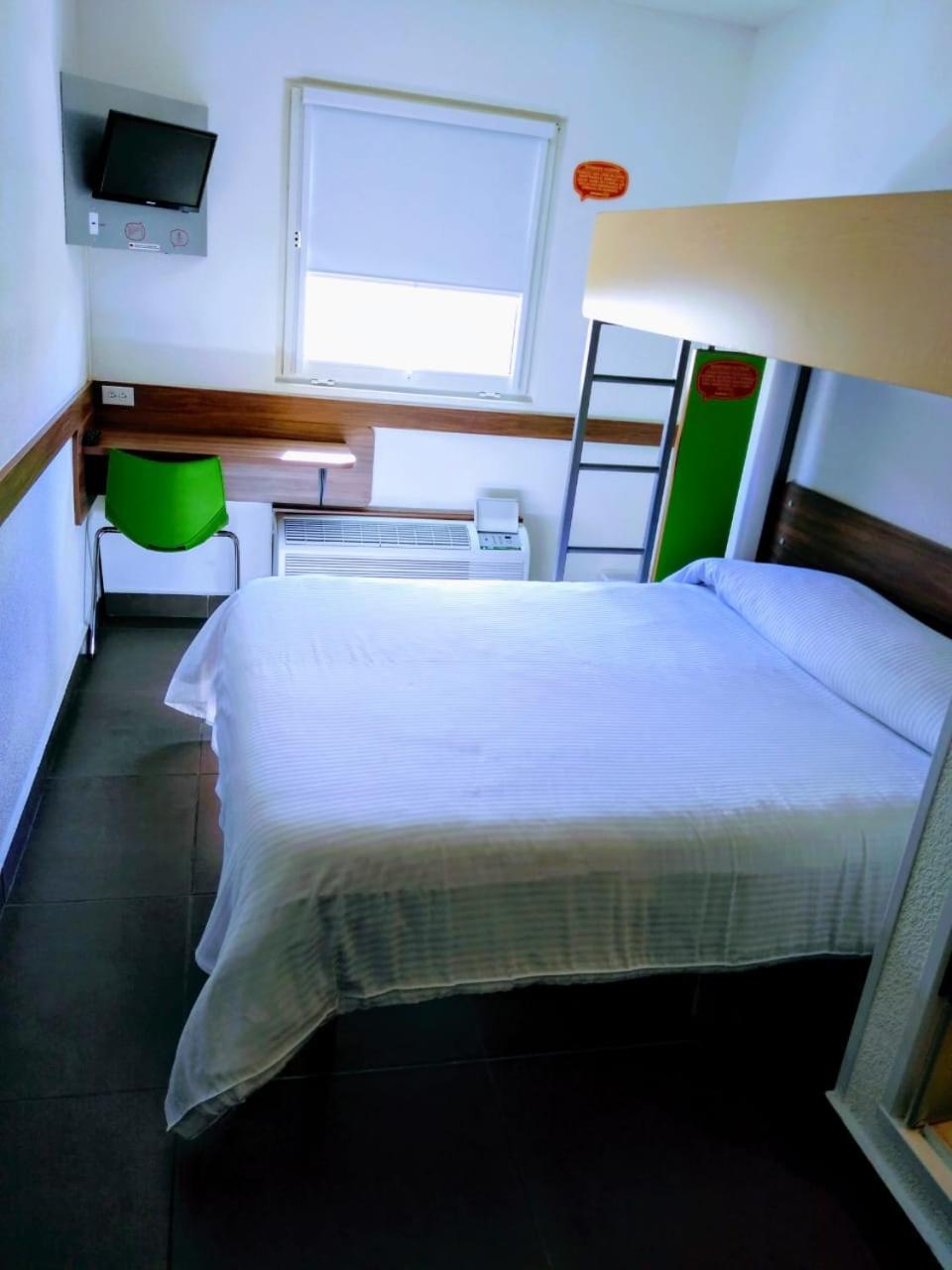 Hotel Hi ! Torreon Aeropuerto-Galerias المظهر الخارجي الصورة